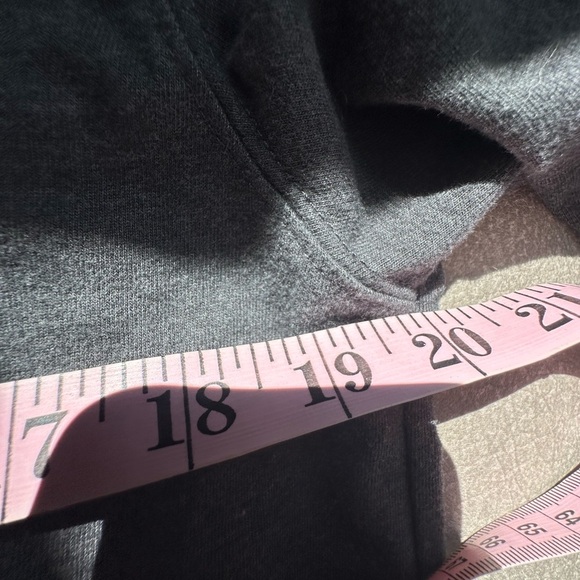 Champion Black Pullover Sweatshirt with Textured Fabric - Picture 5 of 5